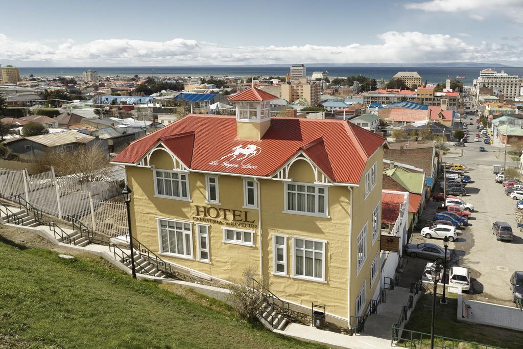 Hotel Boutique La Yegua Loca Punta Arenas Exterior photo